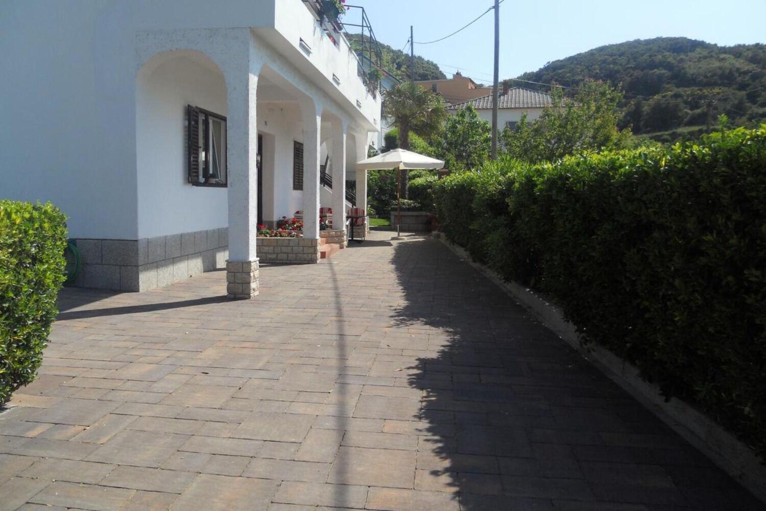 Apartments Ivo - With Terrace Supetarska Draga Bagian luar foto